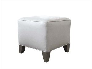 Benches + Ottomans — 00951