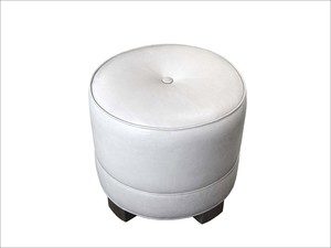 Benches + Ottomans — 08359